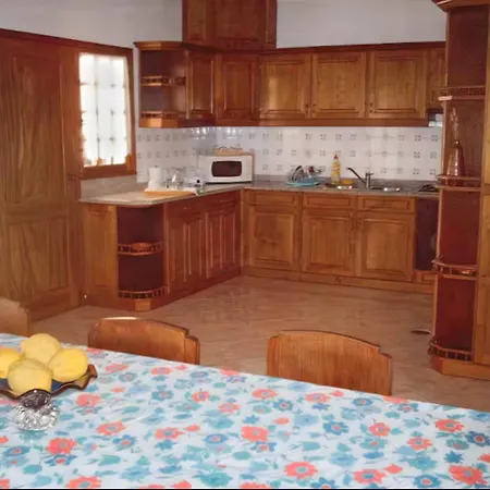 House, Da Amorosa Viana