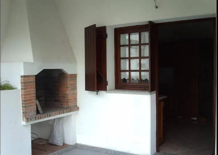 House, Da Amorosa Viana *